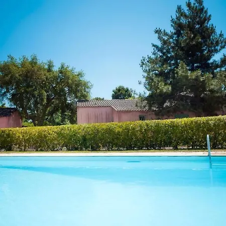 Les Cigales Aparthotel 3*
