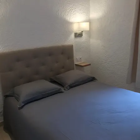 Kompleks wypoczynkowy Les Cigales 3*