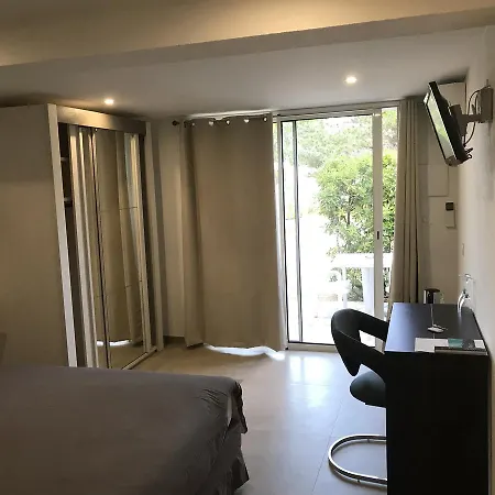 Les Cigales 3* Porto-Vecchio (Corsica)