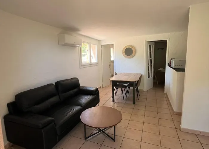 Résidence Les Cigales 3*