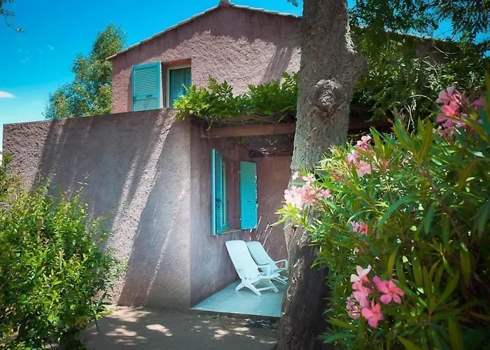 Résidence Les Cigales 3*